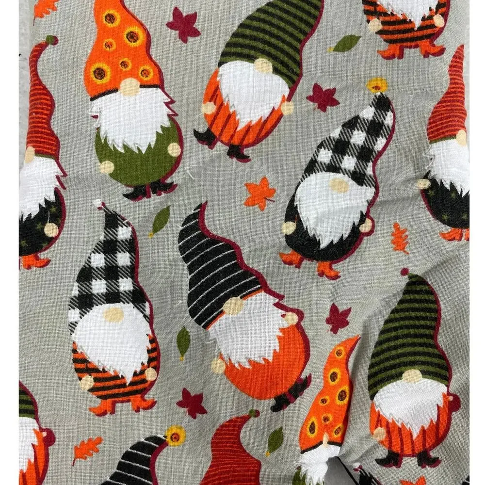 HALLOWEEN DRESSED UP‎ GNOMES OVEN MITT